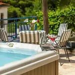 Apartman Caleta Seaview - Pool & Jacuzzi *