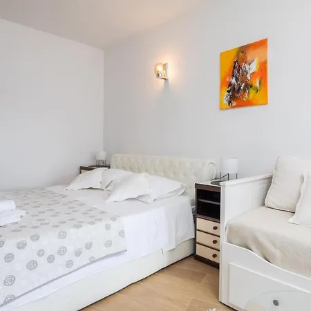 Apartment Caleta Seaview - Pool & Jacuzzi Lokva Rogoznica
