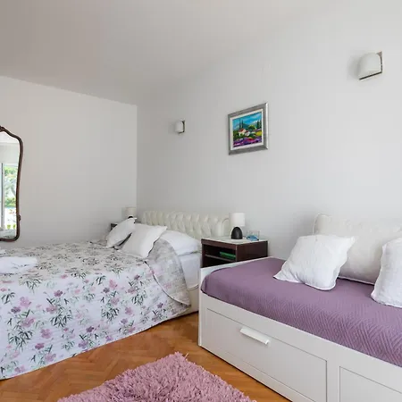 Caleta Seaview - Pool & Jacuzzi Apartment